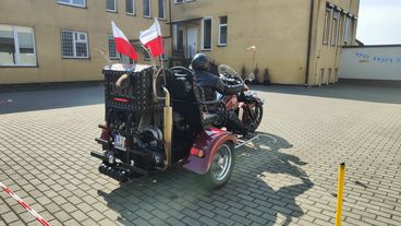 Akcję „Koła kręcą się w temacie ASD” zorganizowano w Gromadzicach
